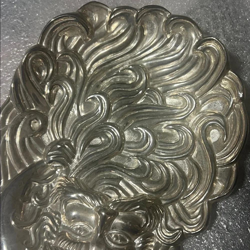 International Silver Company Santa Claus candy trinket dish - Picture 8 of 8
